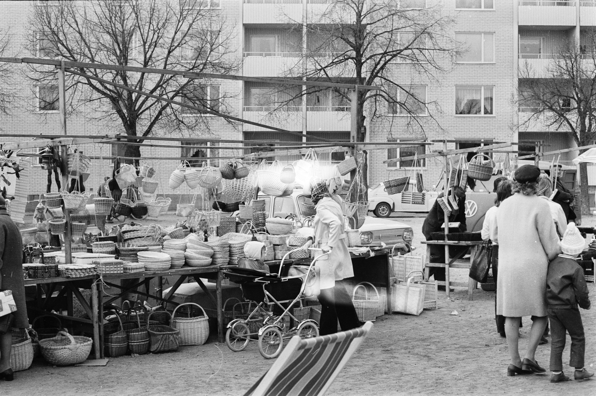 Vårmarknad, Tierp, Uppland, maj 1972