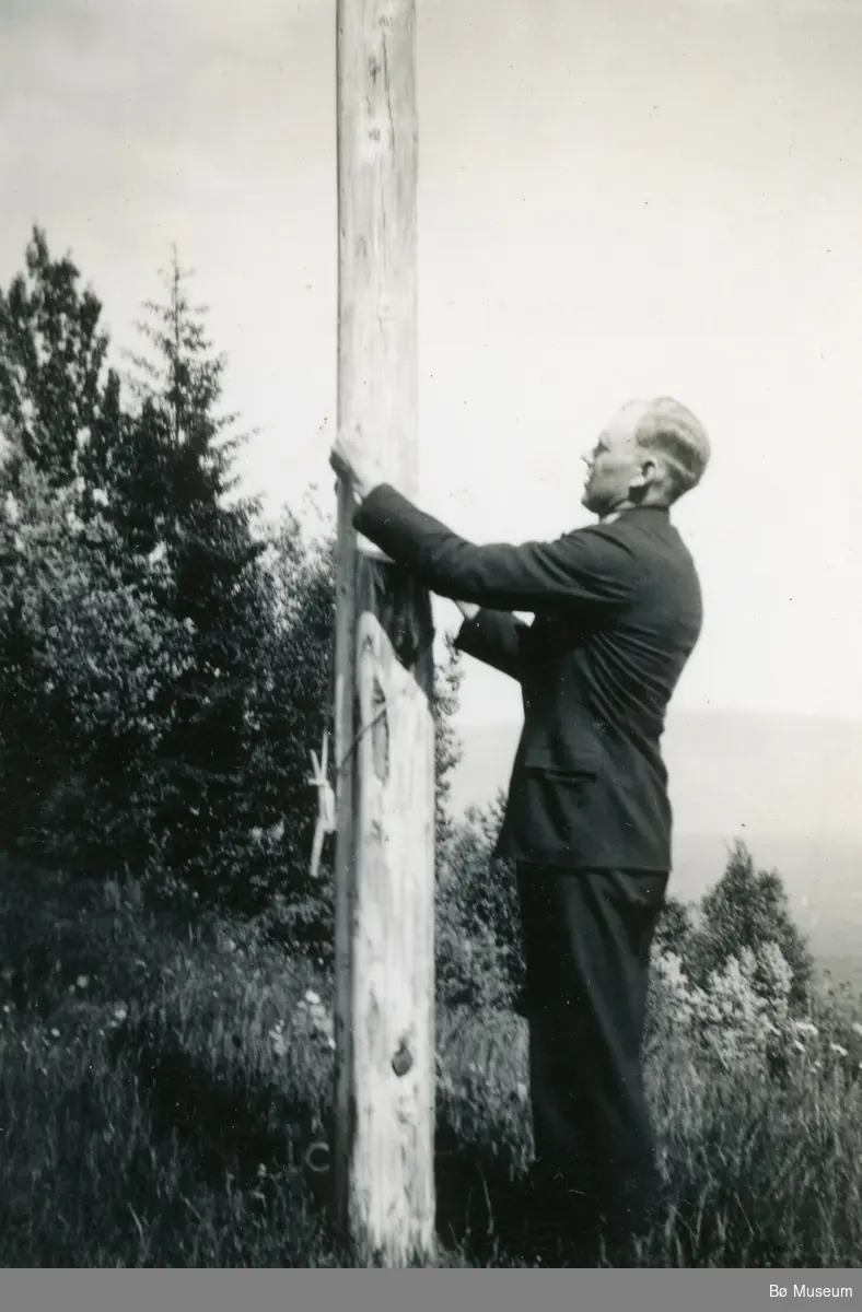 Jon H. Forberg på Sletteli, ca. 1937
