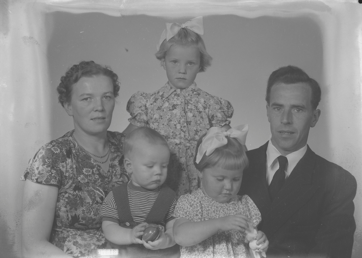 John Aakvik med familie