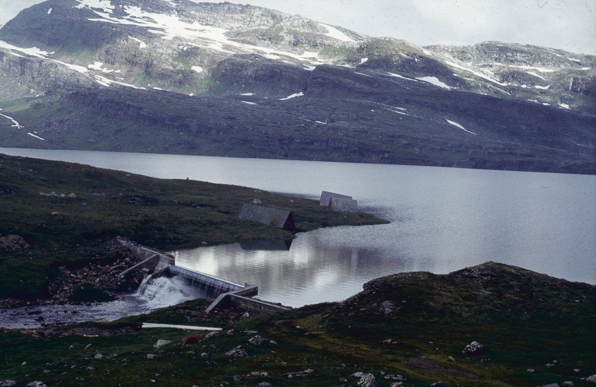 Glomfjord kraftverk, dam Øvre Navervatn.
