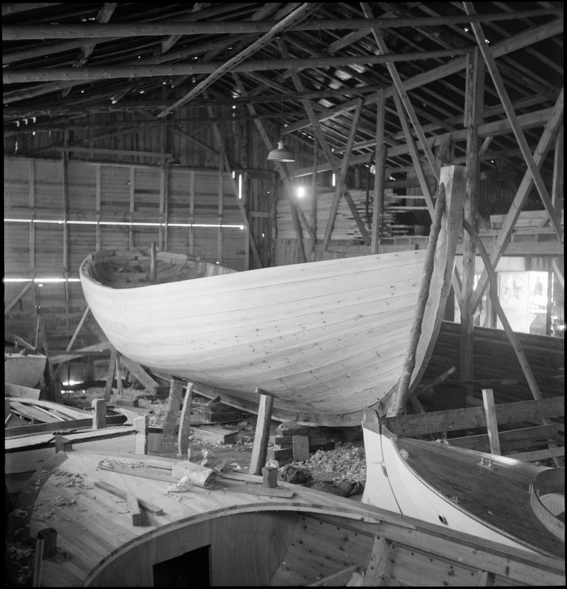 En båt under bygging ved Welles båtbyggeri i Egersund.