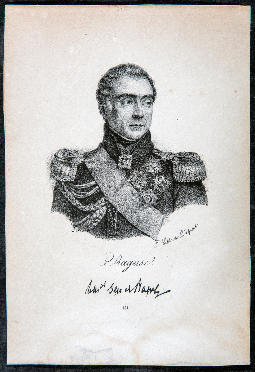 OF. 207, PORTRETT:
Auguste de Marmont, 1. hertug av Raguse (1774-1852) Fransk general, Marshal av Frankrike. Litografi, Paris, c1832.