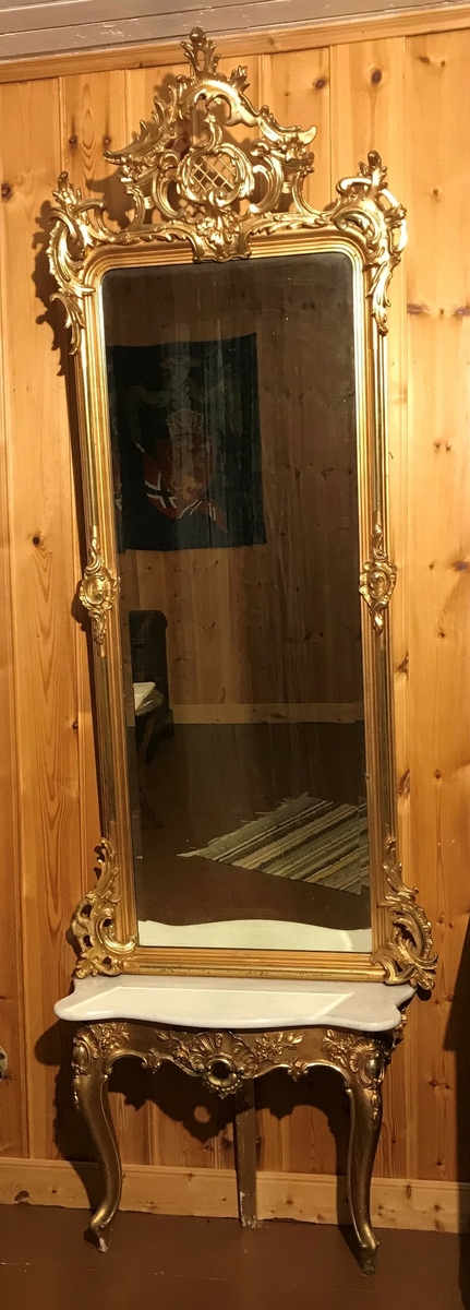 Speil med forgylt ramme og rokoko-ornamenter med konsollbord