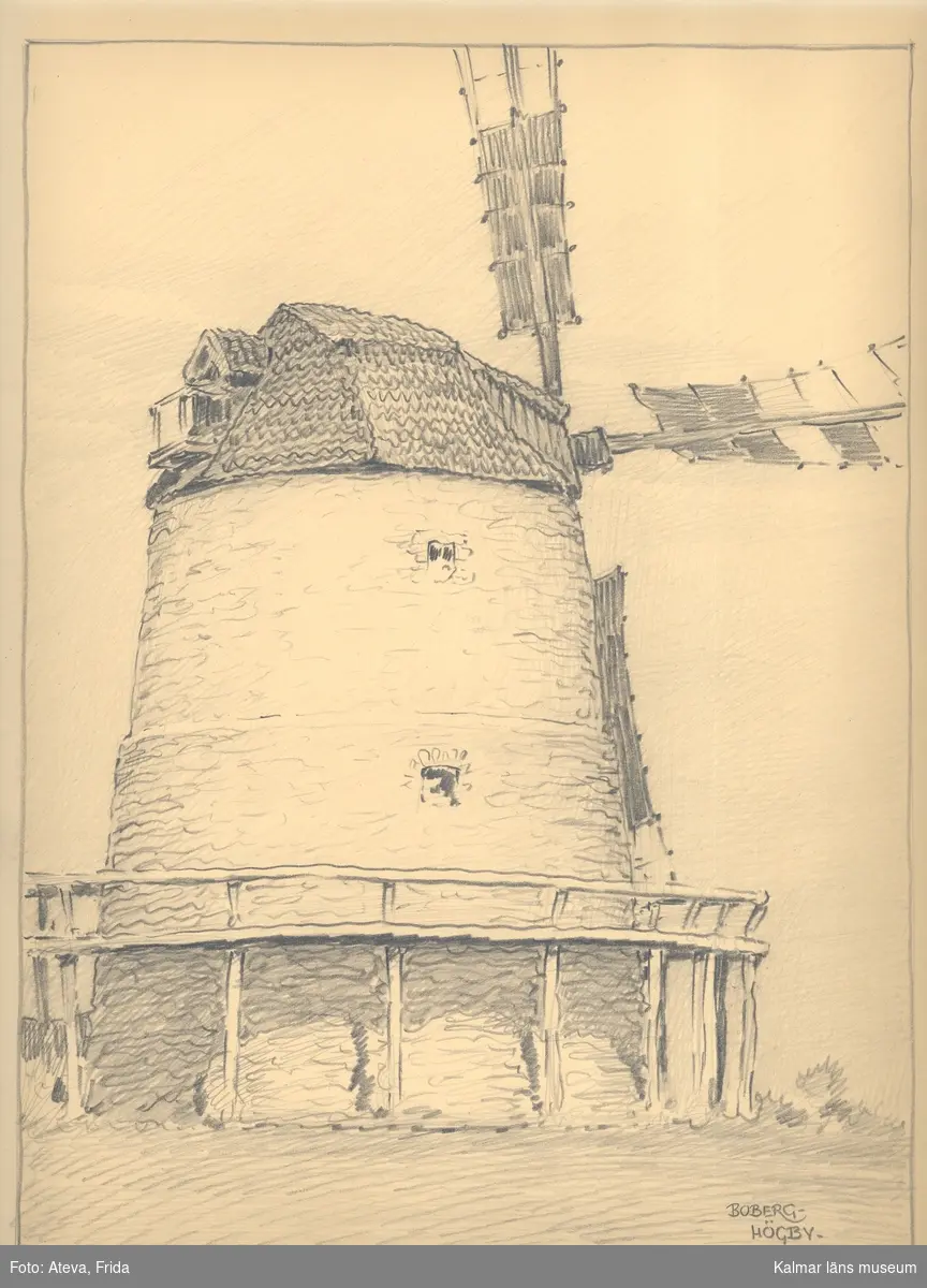 Motivet föreställer en väderkvarn, kopparslagarkvarnen i Högby, Högby socken.