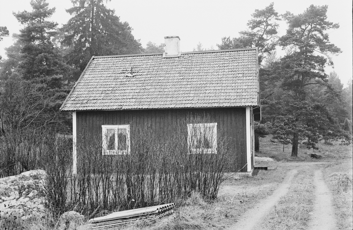 Bostadshus, Åby 1:1, 2:1, 3:1, 4:1, Vaksala socken, Uppland 1978