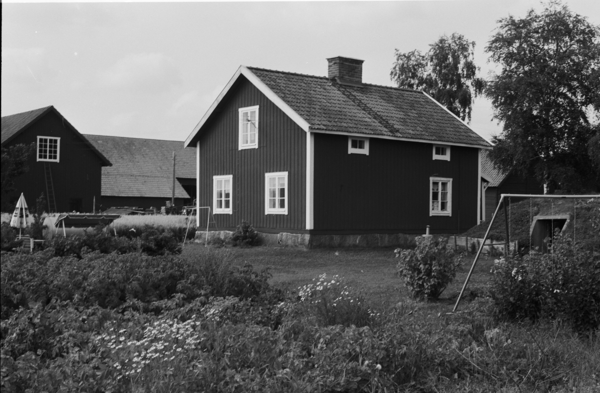 Bostadshus, Långtibble 10:1 (A), Sörgården, Vänge socken, Uppland 1984