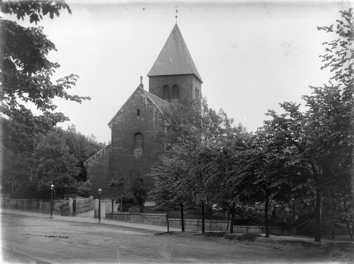Gamle Aker Kirke i Oslo