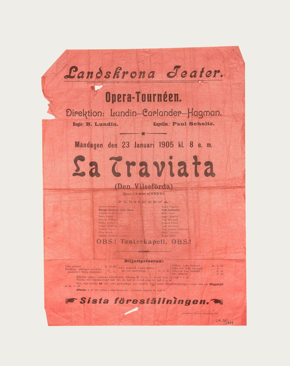 Ett stort antal teateraffischer från Landskrona under åren 1901-1909.
