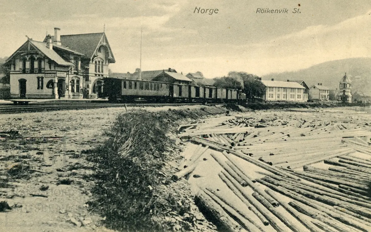 Røykenvik jernbanestasjon, 4 postkort, tidlig 1900-tallet