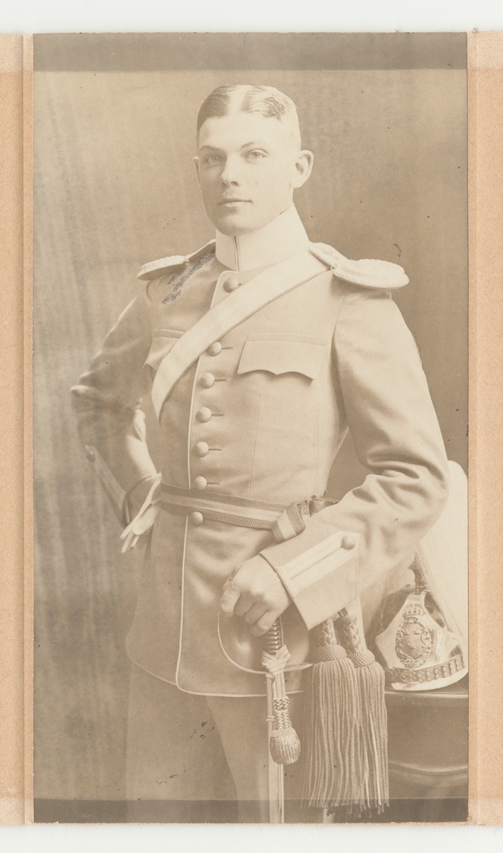Porträtt av Joachim Beck-Friis, underlöjtnant vid Livregementet till häst K 1.