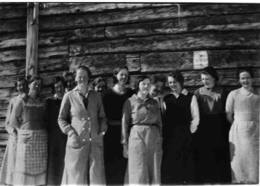 Vevkursdeltakere i Fjellheim ca. 1936. Vingelen, Tolga. 