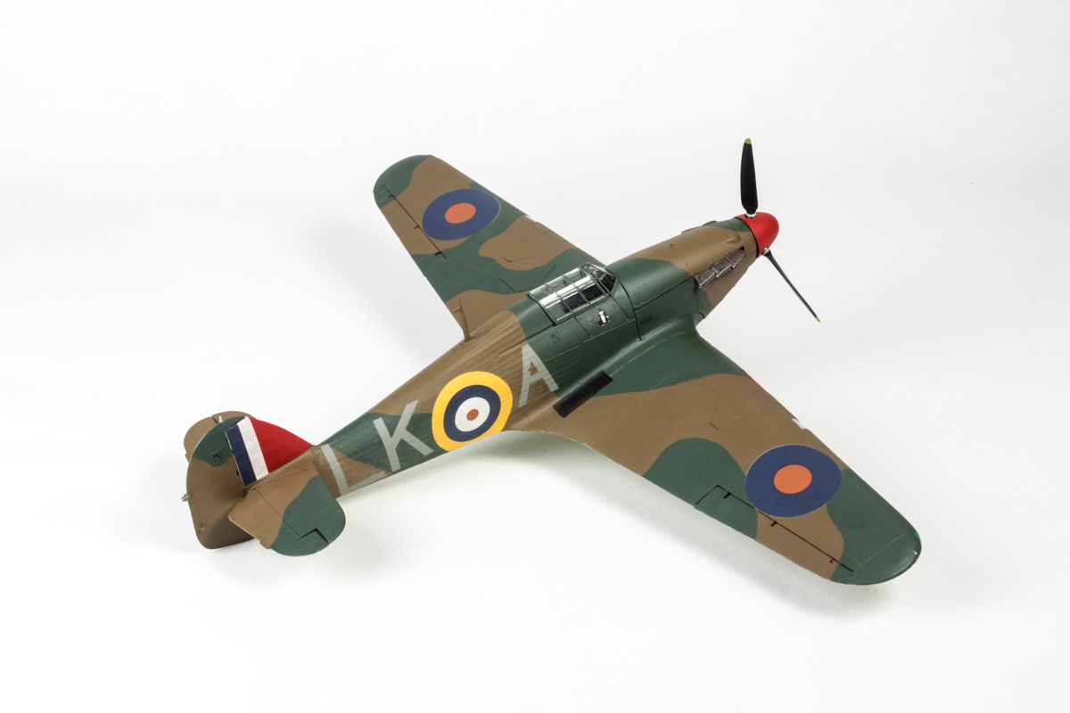 Modell av krigsfly fra 2. verdenskrig. Hawker Huricane.