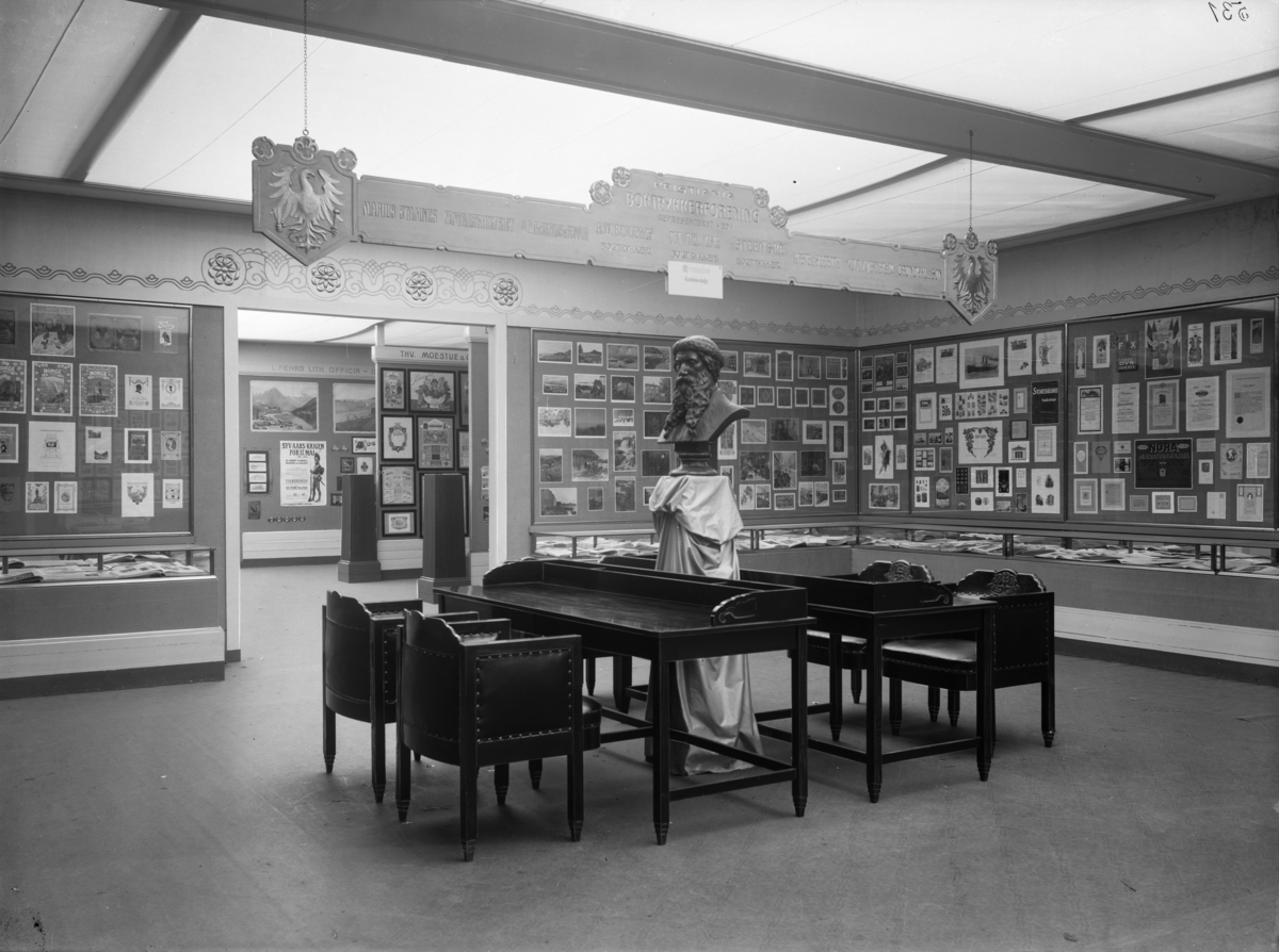 Boktrykkerforeningens utstilling på Jubileumsutstillingen på Frogner i 1914. 