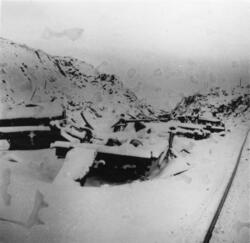 Fra pallene, gruva i Bjørnevatn vinteren 1944/45.