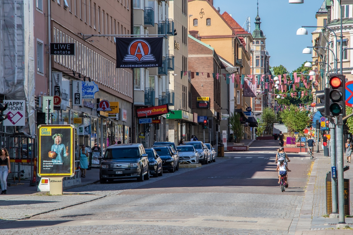 Storgatan I Linköping Sedd Från Åhlénshuset - Bild Linköping 