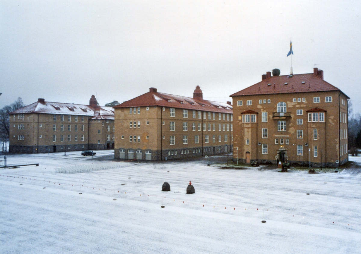 Kaserngården. Den 30 december 1997 lades Livgrenadjärregementet i Linköping ned. Regementet.
Livgrenadjärregementet (I 4/Fo 41) var ett infanteriförband inom svenska armén som verkade i olika former åren 1928–1997. Förbandsledningen var förlagd i Linköpings garnison i Linköping. Försvarsområdesstaben vid Livgrenadjärregementet avvecklades den 31 december 1997 vilket i praktiken innebar att även regementet avvecklades.
