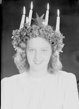 Lucia med tärnor från 1946.