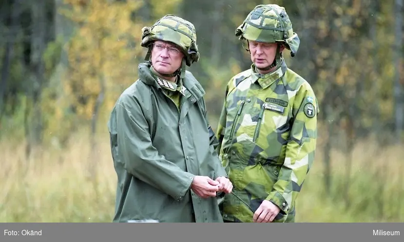 Hans Majestät Konungen Carl XVI och överste Björn Svensson.
