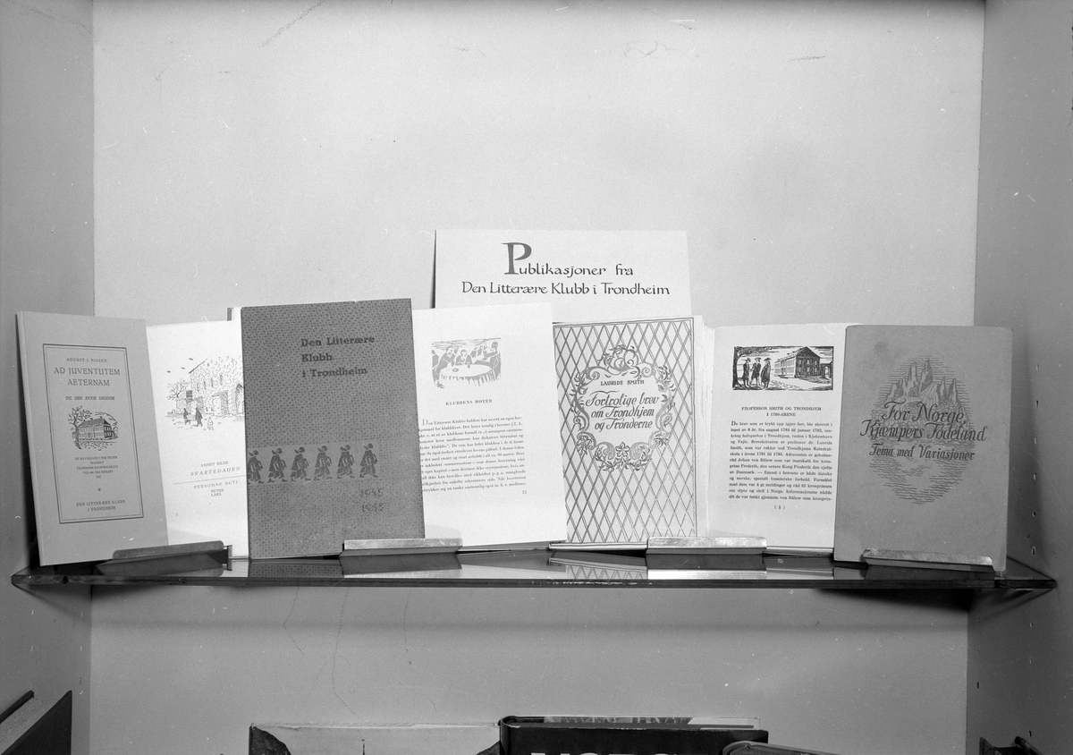 Utstillingen Årets vakreste bøker 1933-1955 i Trondhjems Kunstforening