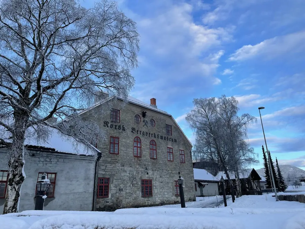 Vinterbilde av museet