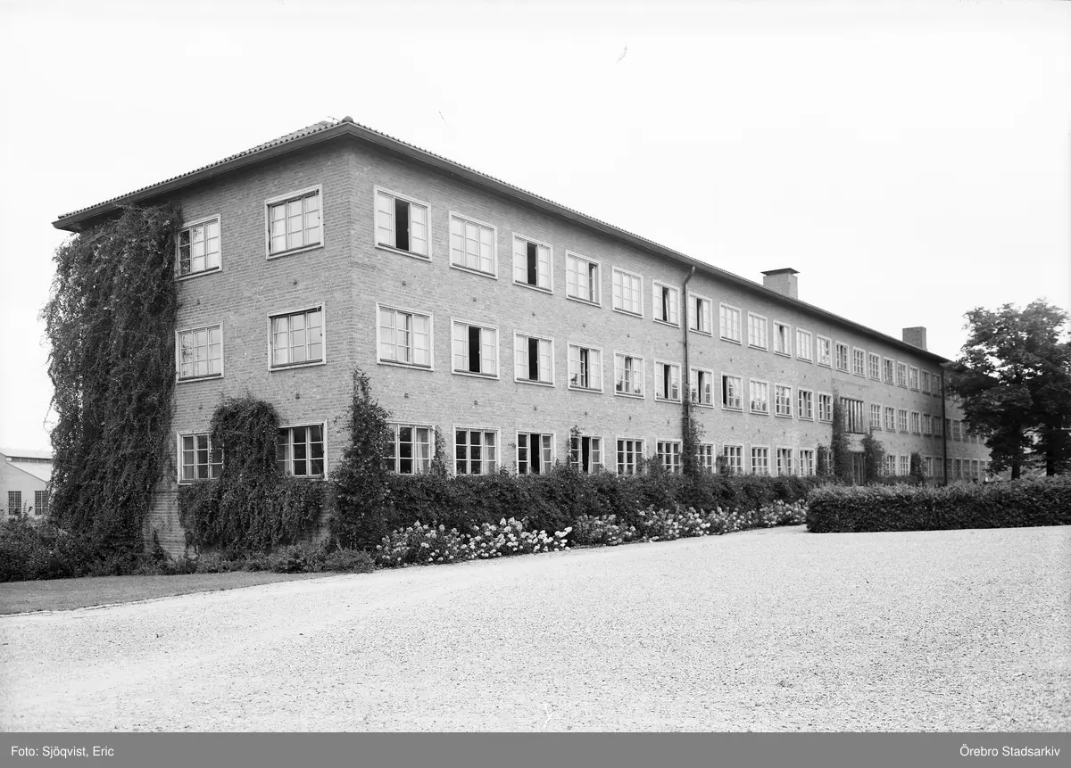 Kontorsbyggnad på Fagersta Bruk AB, 1945 - Örebro Stadsarkiv ...