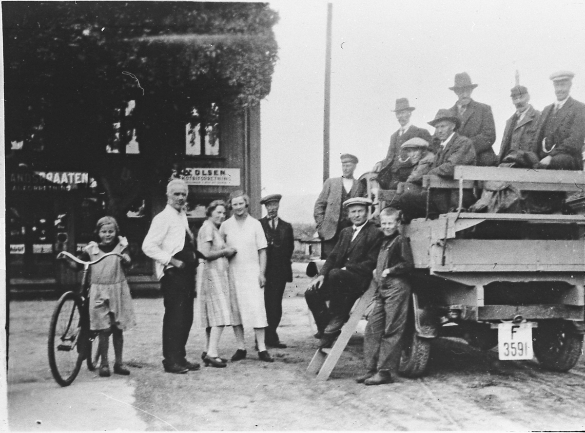 Biltur til Hokksund, ca. 1924.