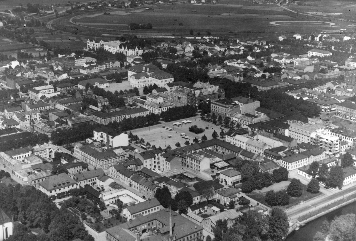 Flygfoto över Gävle omkring 1936.