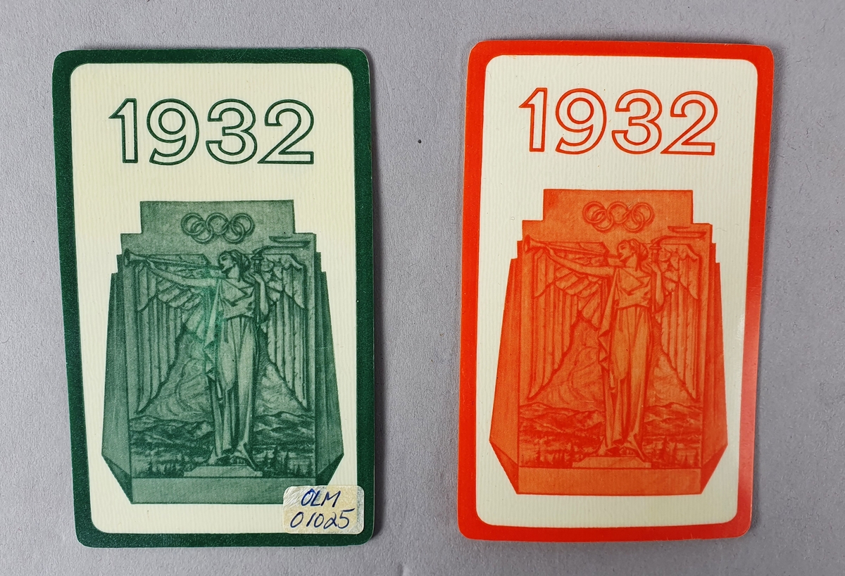 To brukte billetter, den ene med mørkegrønn kant og hvit bakgrunn, den andre med rød kant. Årstallet 1932 øverst og bilde av seiersgudinnen Nike med de olympiske ringer over. På baksiden tekst over 6 linjer.