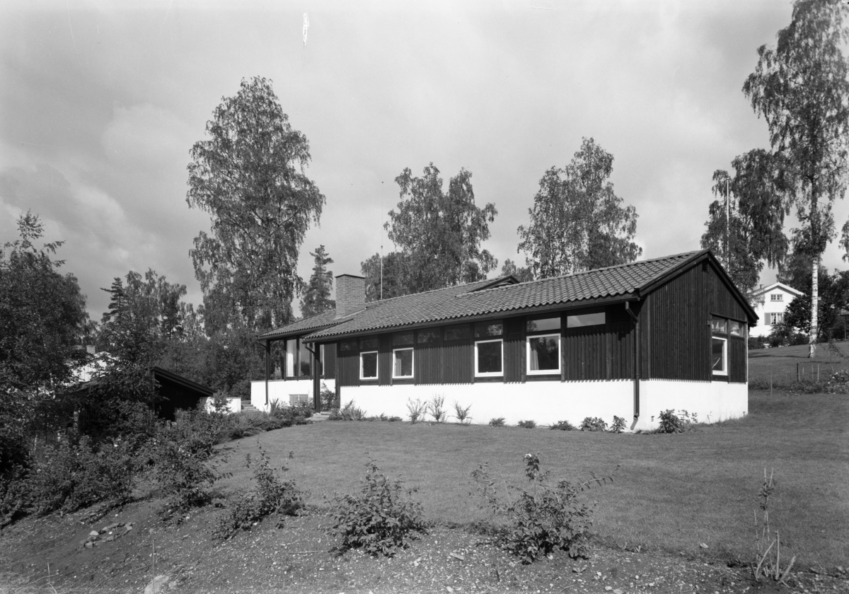 Østgaard, Rolf Ramm egen villa høsten -62, Nadderudvn. 178