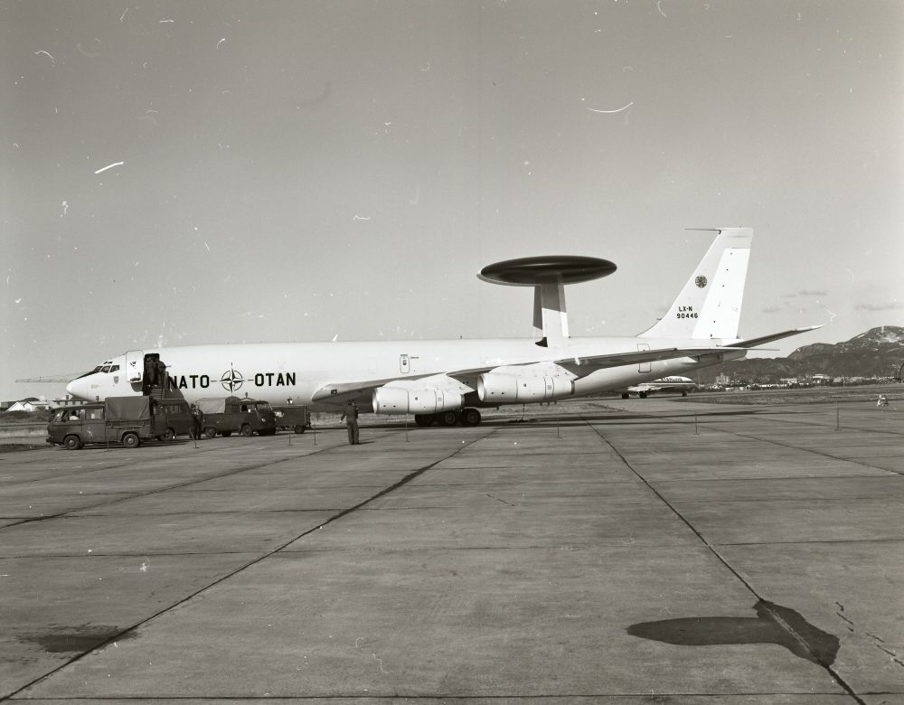 Overvåkingsflyet NATO AWACS i Bodø.