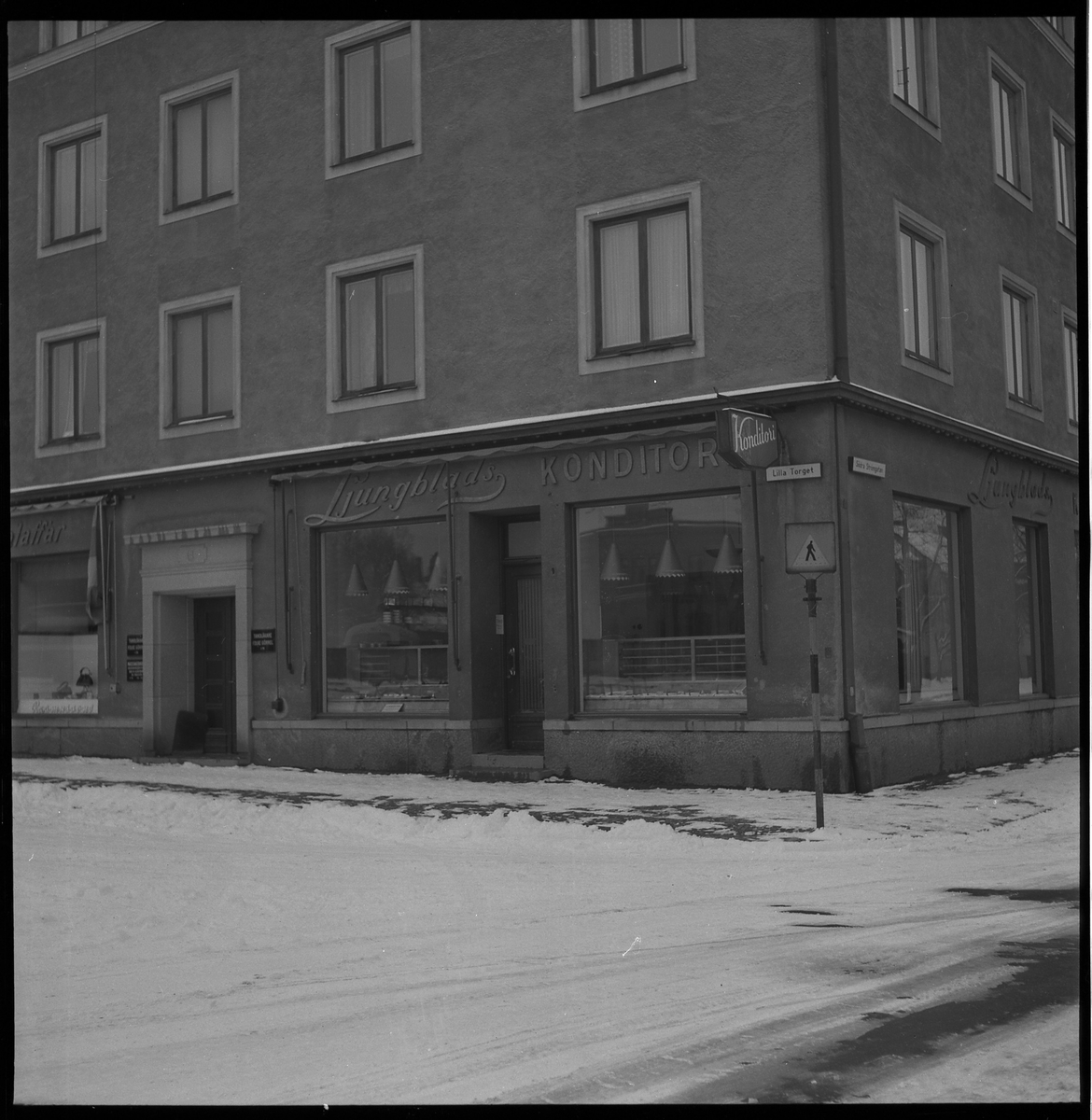 LJungblads Konditori, Lilla torget, kv Pelikan. Jan 1951