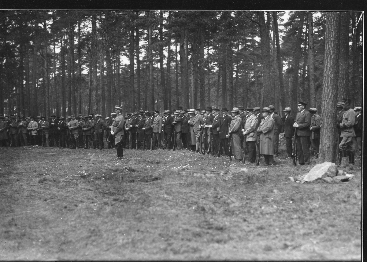 Invigning av skyttepaviljongen i Dunkehallskogen i Skövde 1933 -#N ...