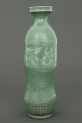 Study of Contemporary Culture Form – Celadon bottle in the s