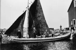Fra "Røst-båten" til Ingvald Lillegård, 1920-tallet. Fra ven