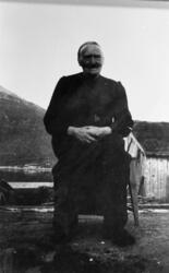 Pernille Olsen, Valjord, ca. 1925. Bildet er tatt på Valjord