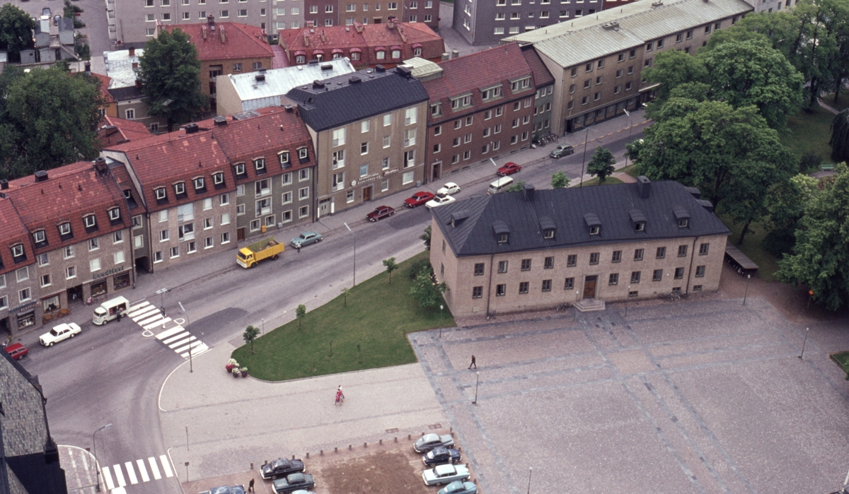 Vy över Storgatan och Borggården från Domkyrkotornet.