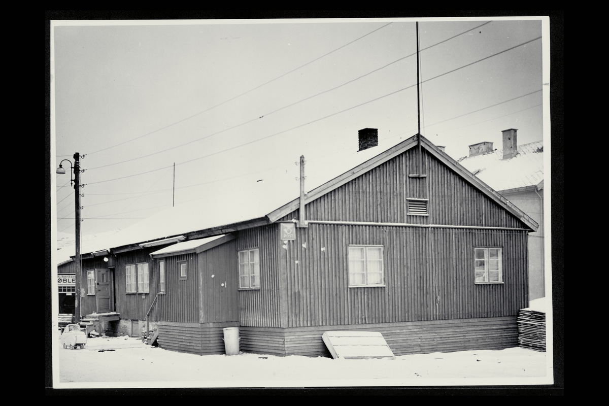 eksteriør, postkontor, 8600 Hammerfest, postskilt