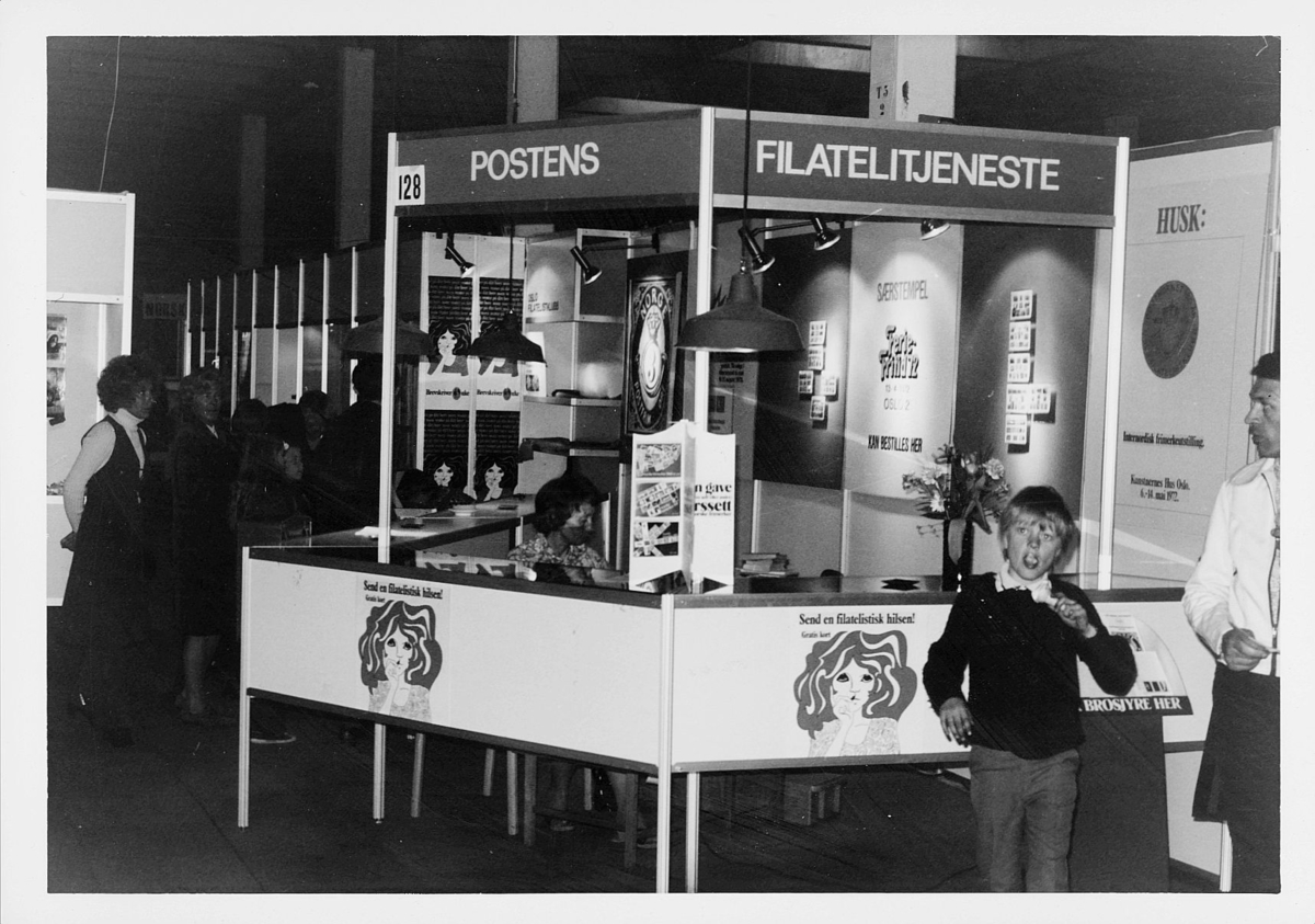 markedsseksjonen, ferie og fritid 13.4.1972, Oslo 2, postens filatelitjeneste stand