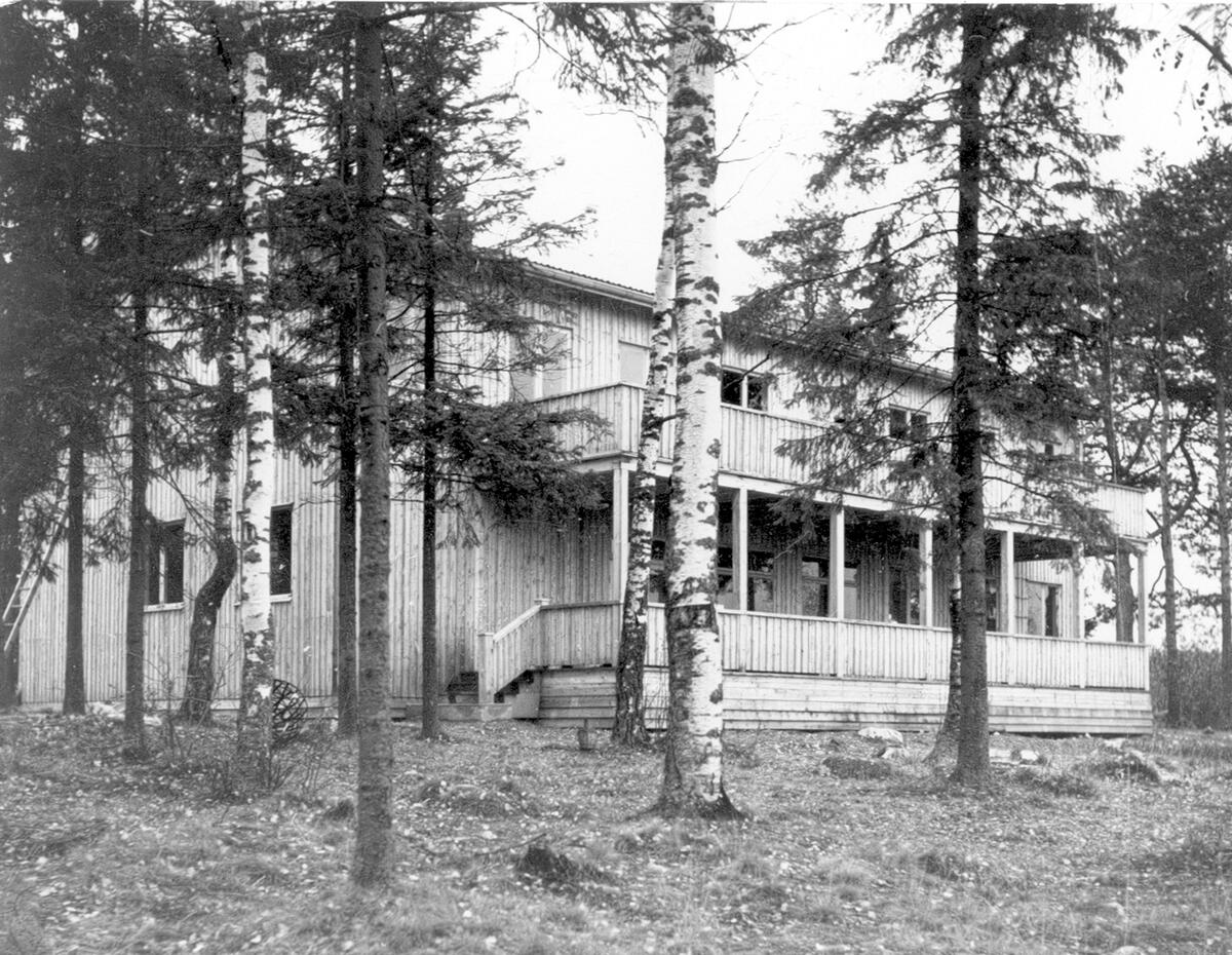 Barnkoloni på Åbord - Västernorrlands museum / DigitaltMuseum