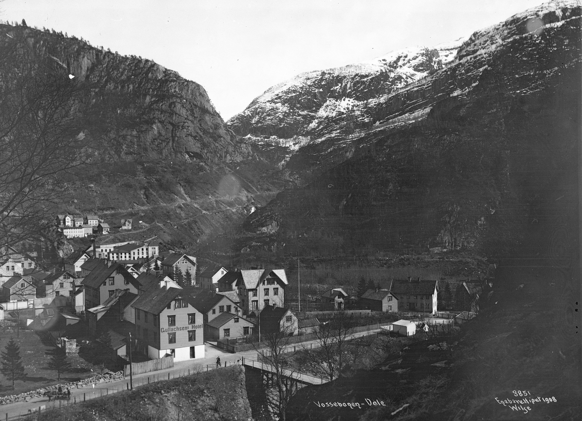 Gullachsens hotell i Dale, fotografert i 1908.