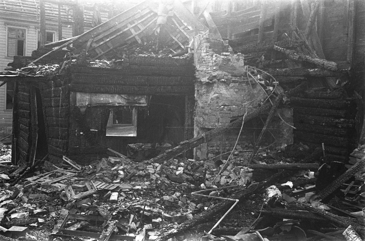 N. Schreudersmug. Fra katastrofen i Bergen 20. april 1944.