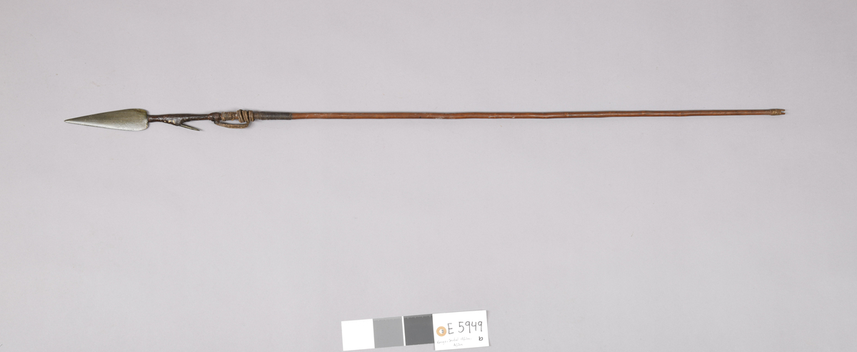 Etnografisk samling gjenstandsfoto - Universitetsmuseet i Bergen ...