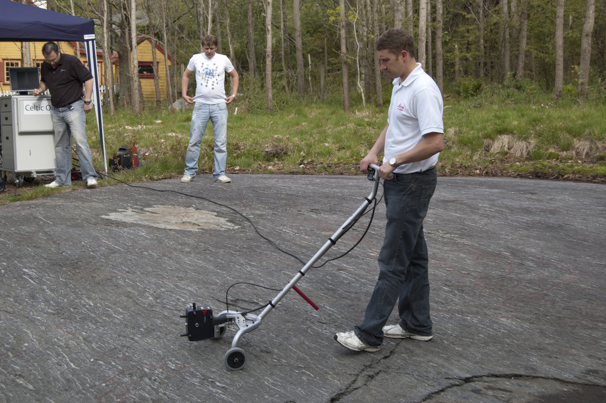 Bergkunst-prosjekt, skjøtsel og scanning av felt 6. Åmøy. - Arkeologisk ...