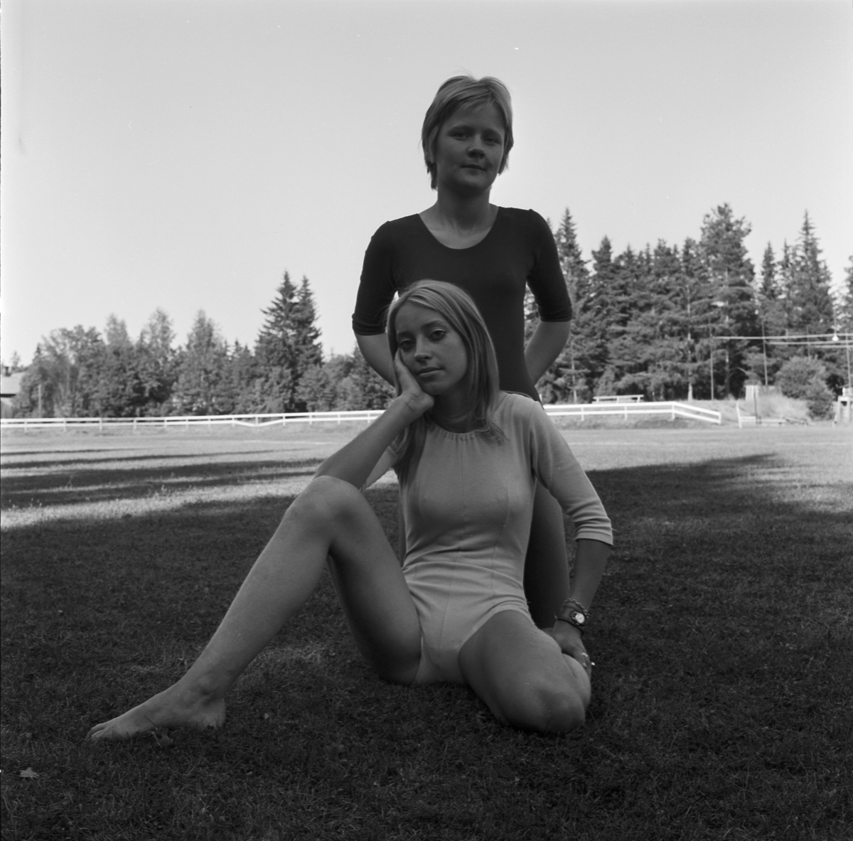 Gymnastikflickor i Skärplinge, Uppland 1969