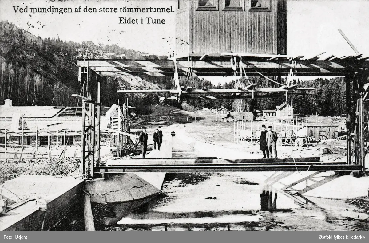 Tømmertunnellen ved Eidet i Tune, like etter åpning i september 1908,