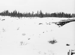 Snødekt landskap ved Bjørnstaddammen i elva Murua, et sidelø