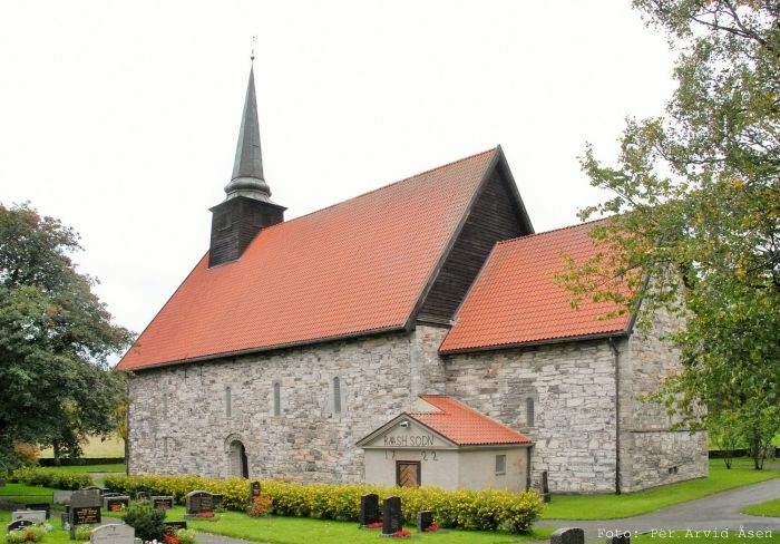 Stiklestad kirke. Foto: Per Arvid Åsen (kirkesøk.no)