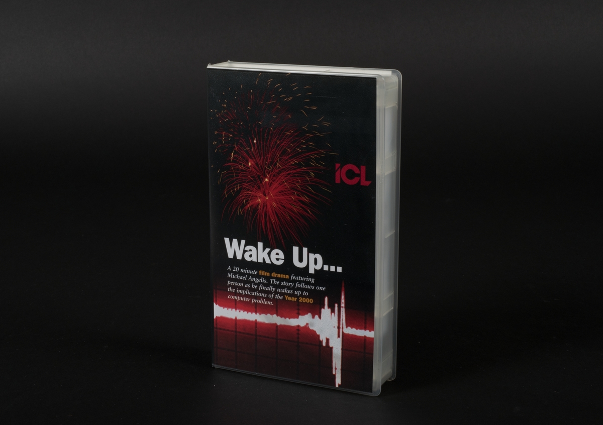 ICL Dateproof2000 - Year 2000 self helppack
VHS-band i ett fodral. Text på fodralet: "Wake Up..."