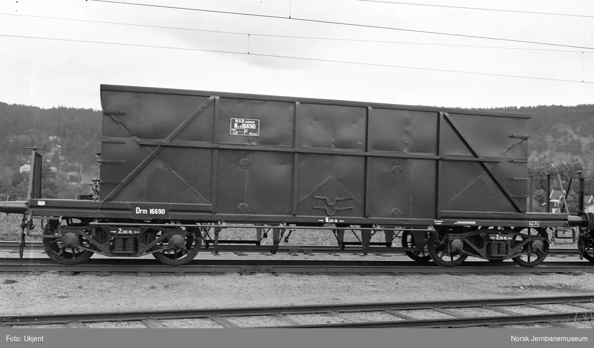 Bunntømmingsvogn litra Øo4 16690 etter leveranse fra Eidsfos Verk