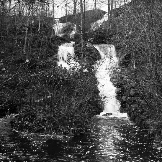 Vattenfall vid Torskogs slott.